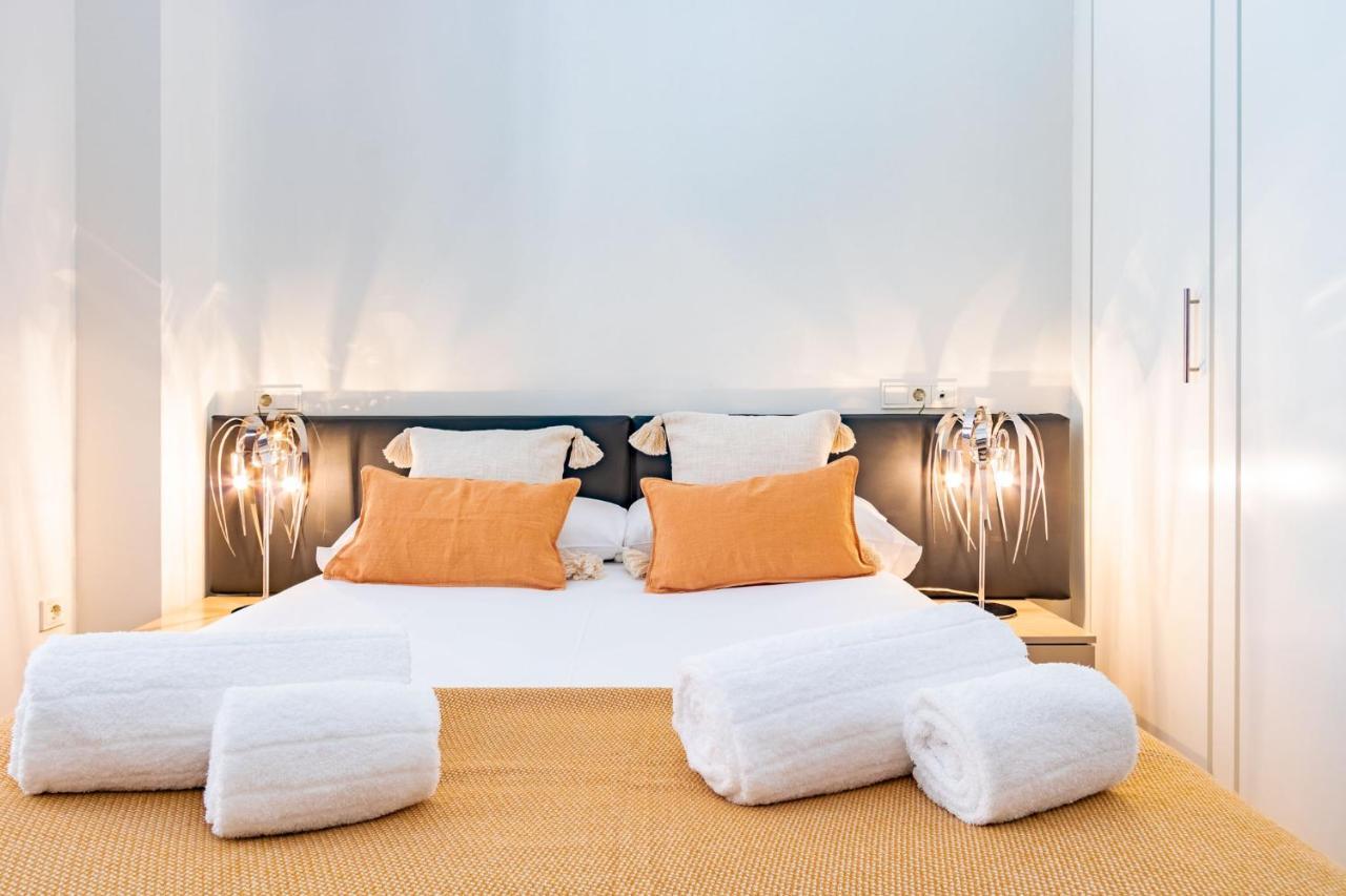 Angeles Santa Cruz Deluxe By Valcambre Apartment Севиля Екстериор снимка