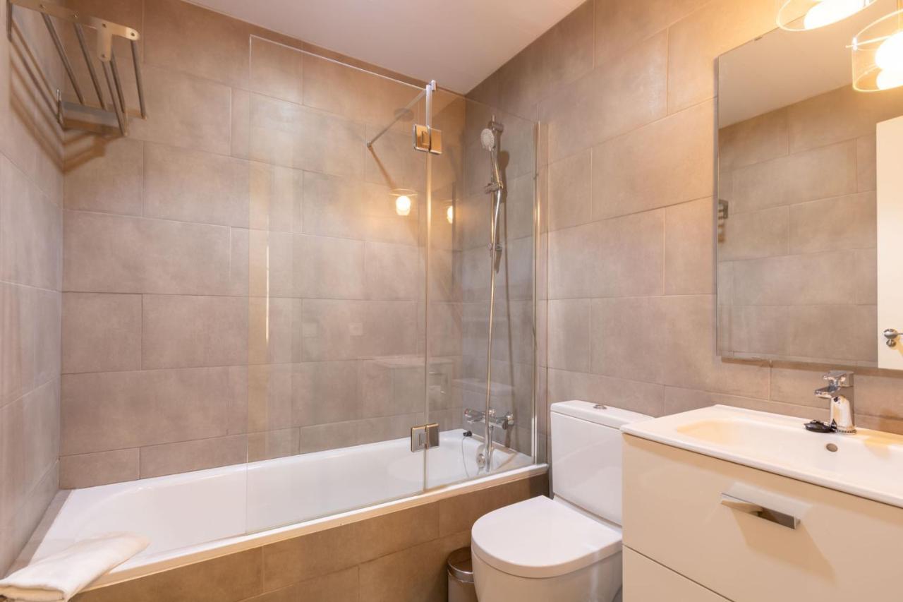 Angeles Santa Cruz Deluxe By Valcambre Apartment Севиля Екстериор снимка