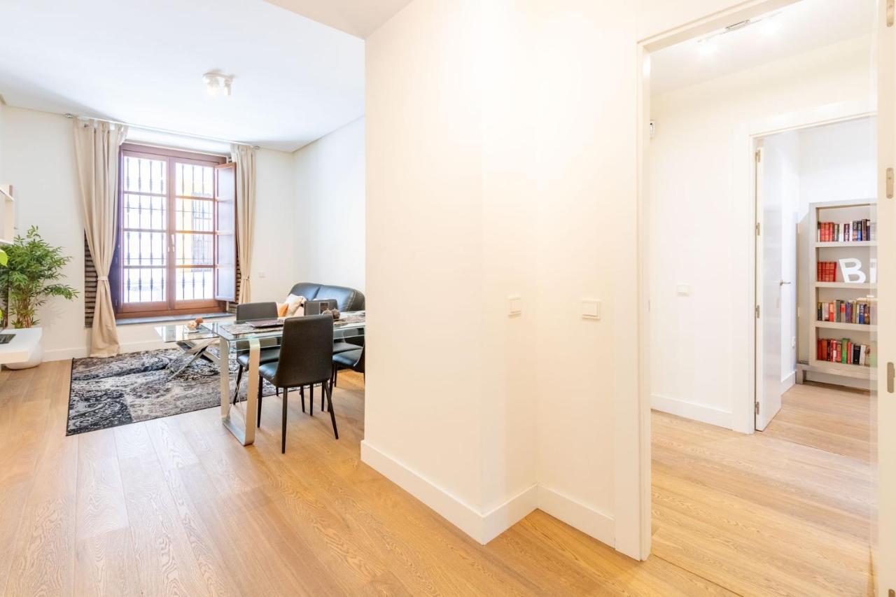 Angeles Santa Cruz Deluxe By Valcambre Apartment Севиля Екстериор снимка
