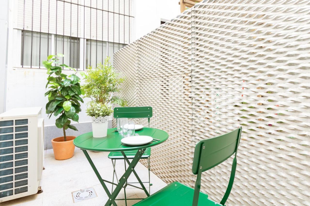 Angeles Santa Cruz Deluxe By Valcambre Apartment Севиля Екстериор снимка