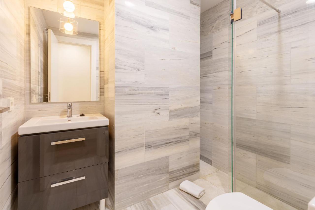 Angeles Santa Cruz Deluxe By Valcambre Apartment Севиля Екстериор снимка