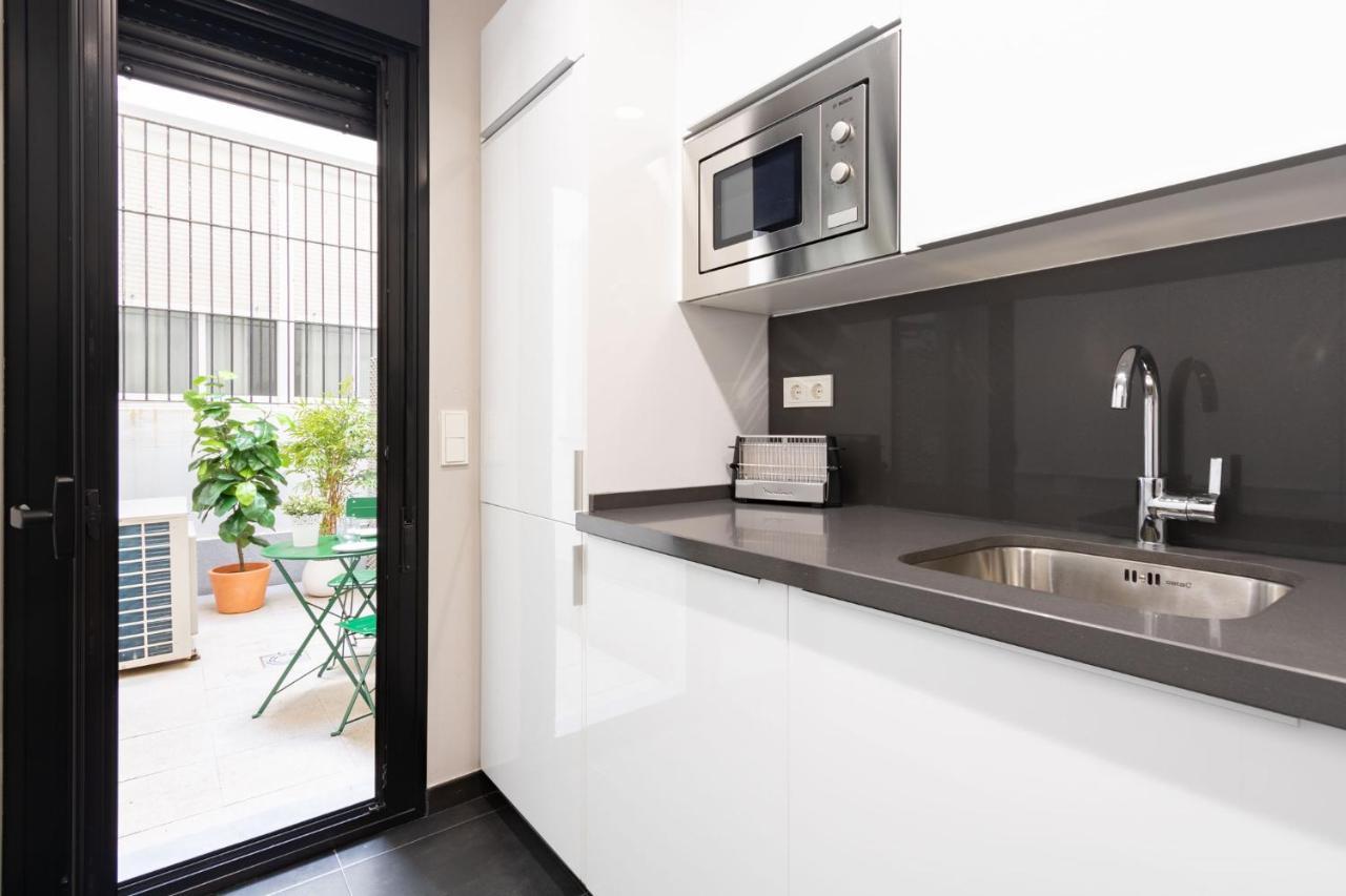 Angeles Santa Cruz Deluxe By Valcambre Apartment Севиля Екстериор снимка